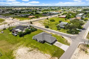 1304 NE 16th Terrace, Cape Coral, FL 33909 - Photo 34