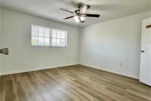 3704 Broadway, Fort Myers, FL 33901 - Photo 8