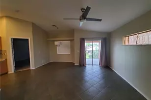 20004 Lake Vista Cir N, Lehigh Acres, FL 33936 - Photo 10