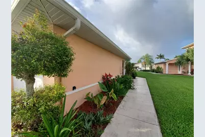 20004 Lake Vista Cir N #9C, Lehigh Acres, FL 33936 - Photo 4