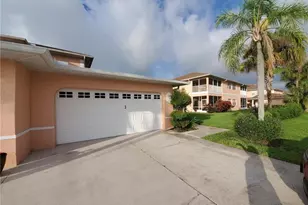 20004 Lake Vista Cir N, Lehigh Acres, FL 33936 - Photo 2