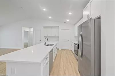 3341 SE 10th Pl, Cape Coral, FL 33904 - Photo 14