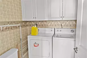 20011 Sanibel View Cir, Fort Myers, FL 33908 - Photo 10