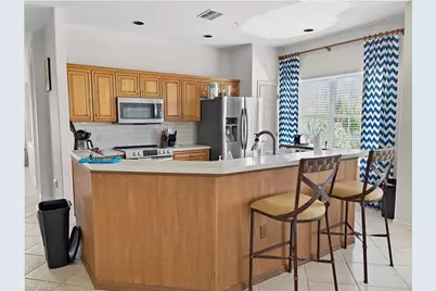 20011 Sanibel View Cir #201, Fort Myers, FL 33908 - Photo 2