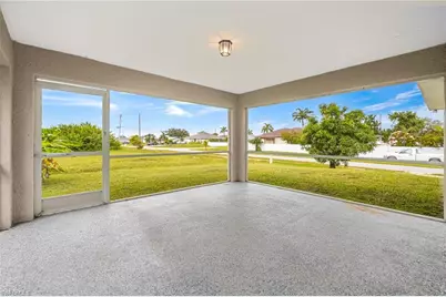 1030 NE 2nd Pl, Cape Coral, FL 33909 - Photo 34