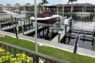 4002 SE 20th Pl, Cape Coral, FL 33904 - Photo 8