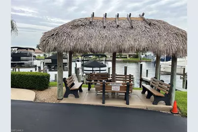 4002 SE 20th Pl #4, Cape Coral, FL 33904 - Photo 6