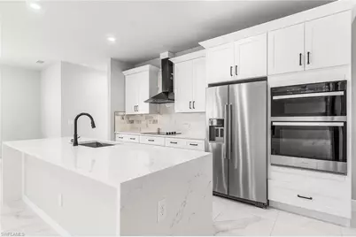 526 Braelyn St, Labelle, FL 33935 - Photo 4