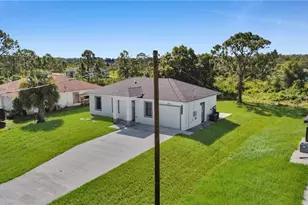 2709 50th St W, Lehigh Acres, FL 33971 - Photo 30