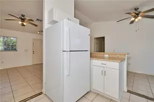 3825 Hollycrest St, Fort Myers, FL 33905 - Photo 20