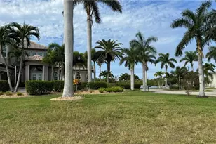 2824 SW 42nd Ln, Cape Coral, FL 33914 - Photo 8