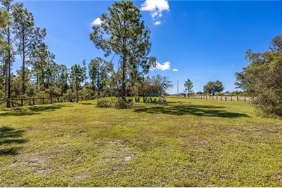 7690 18th Pl, Labelle, FL 33935 - Photo 22