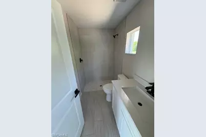 1441 NE 34th St, Cape Coral, FL 33909 - Photo 2