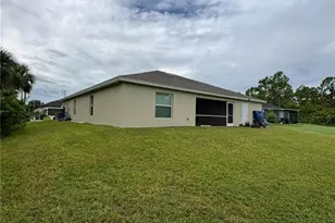 2614 27th St W, Lehigh Acres, FL 33971 - Photo 30