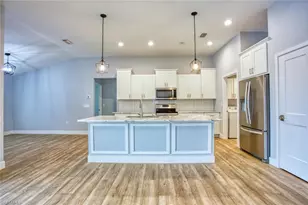 2733 SW 11th Ave, Cape Coral, FL 33914 - Photo 6