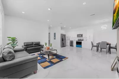 239 Milwaukee Blvd, Lehigh Acres, FL 33974 - Photo 20
