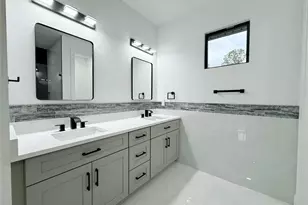 1402 Columbus Ave, Lehigh Acres, FL 33972 - Photo 16