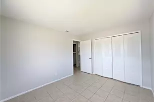 427 NE Pine Island Ln, Cape Coral, FL 33909 - Photo 12