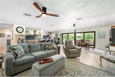 2271 Harbor Rd, Naples, FL 34104 - Photo 18