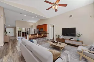 12211 Eagle Pointe Cir, Fort Myers, FL 33913 - Photo 14