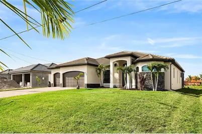 302 NW 32nd Pl, Cape Coral, FL 33993 - Photo 6