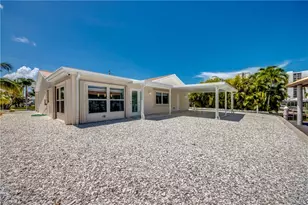 107 Albatross St, Fort Myers Beach, FL 33931 - Photo 36