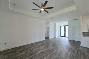 1147 Jean St E, Lehigh Acres, FL 33974 - Photo 10