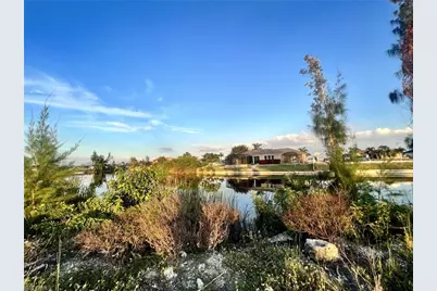 1213 NW 20th Pl, Cape Coral, FL 33993 - Photo 2