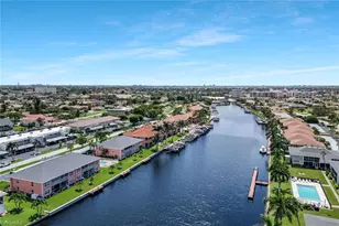 4550 SE 5th Pl, Cape Coral, FL 33904 - Photo 2