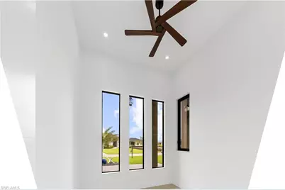 105 SW 33rd Pl, Cape Coral, FL 33991 - Photo 30
