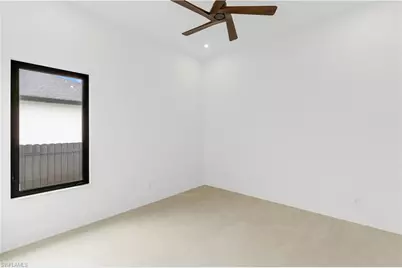 105 SW 33rd Pl, Cape Coral, FL 33991 - Photo 34