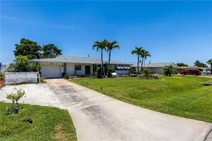 1313 Shelby Pkwy, Cape Coral, FL 33904 - Photo 12