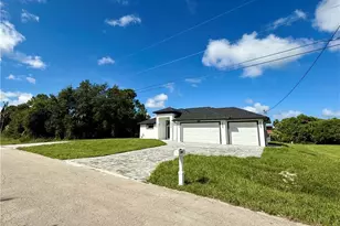 609 McKinley Ave, Lehigh Acres, FL 33972 - Photo 2