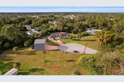 2905 Bassinger St, Lehigh Acres, FL 33972 - Photo 2