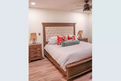 821 Gulf Pavilion Dr #204, Naples, FL 34108 - Photo 8