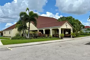 11110 Caravel Cir, Fort Myers, FL 33908 - Photo 12