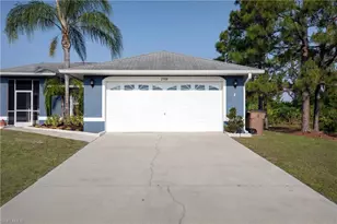 2908 Colin Ave S, Lehigh Acres, FL 33976 - Photo 4