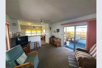 865 Moonlight Dr, North Fort Myers, FL 33917 - Photo 6