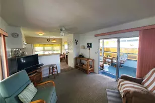 865 Moonlight Dr, North Fort Myers, FL 33917 - Photo 6