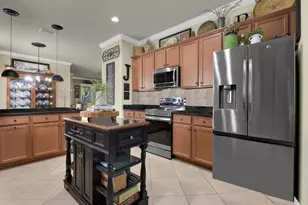 3723 Treasure Cove Cir, Naples, FL 34114 - Photo 8