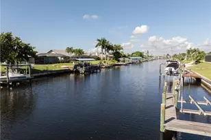 1154 SE 36th St, Cape Coral, FL 33904 - Photo 2