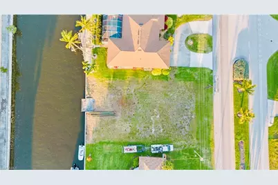 2525 Everest Pkwy, Cape Coral, FL 33904 - Photo 2
