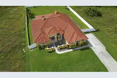 1509 Moore Ave, Lehigh Acres, FL 33972 - Photo 4