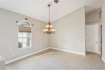 619 SW 43rd Ln, Cape Coral, FL 33914 - Photo 4