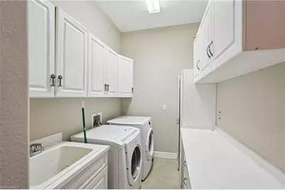 619 SW 43rd Ln, Cape Coral, FL 33914 - Photo 28