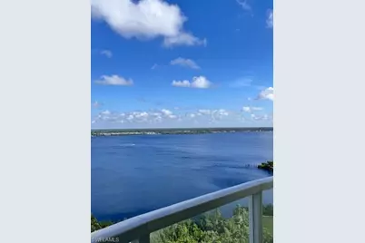 3000 Oasis Grand Blvd #2307, Fort Myers, FL 33916 - Photo 2