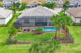 19306 Elston Wy, Estero, FL 33928 - Photo 4