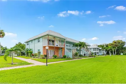 3225 E Riverside Dr #34C, Fort Myers, FL 33916 - Photo 4