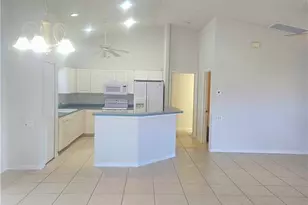 3315 SW 8th Ct, Cape Coral, FL 33914 - Photo 12