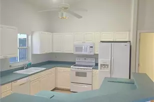 3315 SW 8th Ct, Cape Coral, FL 33914 - Photo 14